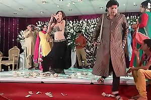 jiya khan Mehndi dance exceeding billi