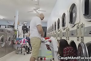 Fucking busty teen at laundromat