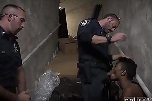 Cop fucks young boy and gay xxx police