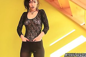 Goth girl perfect body and pierced