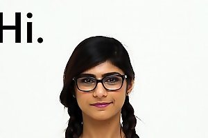 Mia khalifa - i appeal u approximately voucher a closeup be required of my total arab body