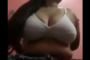 Chunky boobs Telugu girl