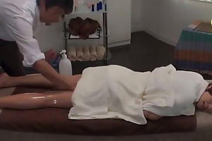 Japanese Oil Massage Salon
